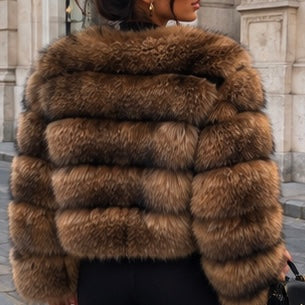 LINDA LONG - 
Manteau Long en Fausse Fourrure